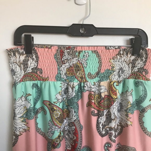 Melissa Paige Floral Lightweight Skirt - Size L - Picture 3 of 11